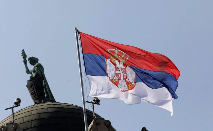 Pse u dorëhoqën gjyqtarët dhe prokurorët serbë në Mitrovicë. Çfarë thotë OSBE