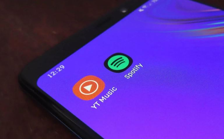 Spotify i shpall “luftë” YouTube dhe sjell risinë e re për përdoruesit