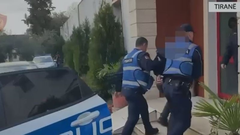 Tjetërsimi i tokës në Bërxullë me letra false, ekzekutohen arrestimet e 3 zyrtarëve dhe përfituesit