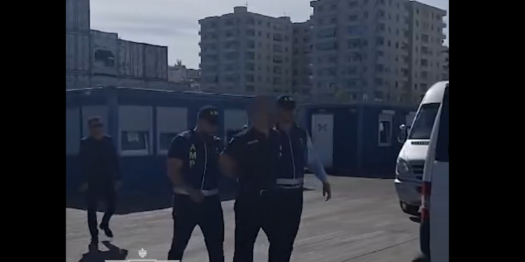 Kapet në Portin e Durrësit “Basku”, kërkohej për trafik kokaine nga Madridi. Do ekstradohet (Emri)