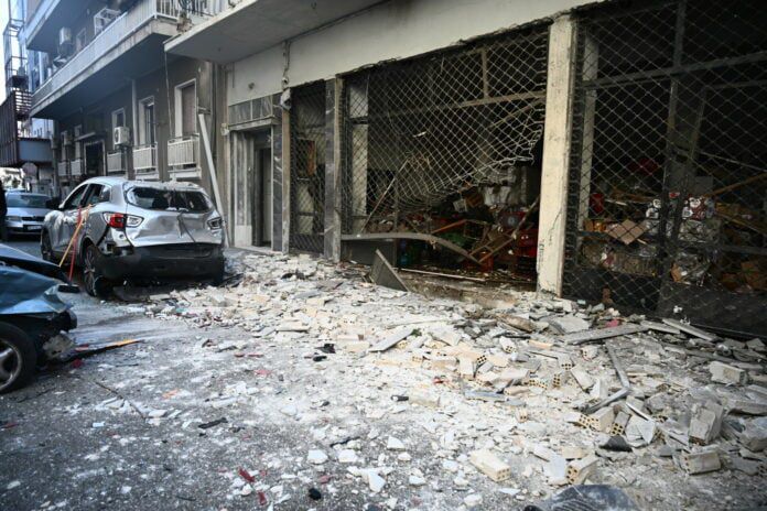 Atentatet me eksploziv në Greqi, arrestohen 3 shqiptarët. Anëtarë të grupit të mafiozit të njohur
