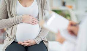 Shqipëria njeh surrogacinë në ligjin e ri. Ndryshime dhe për abortin e shtatzënitë IVF