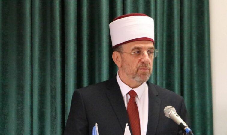 Myftiu i Kosovës uron Fiter Bajramin: Gëzojuni festës, se vjen nga një sakrificë e madhe