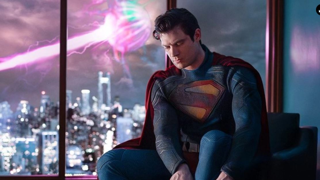 Superman: Zbulohet imazhi i parë i David Korenswet si superhero