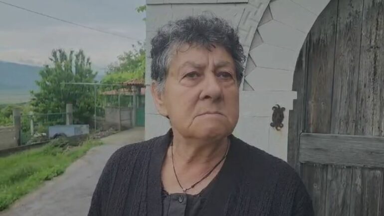 Kush e vrau çiftin e moshuar dhe telefonata nga Greqia. Rrëfimi i fqinjës: Plakun e gjeta te…
