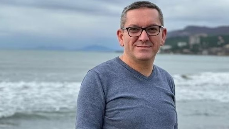 Vdes gazetari shqiptar në Shëngjin, ishte me pushime me familjen