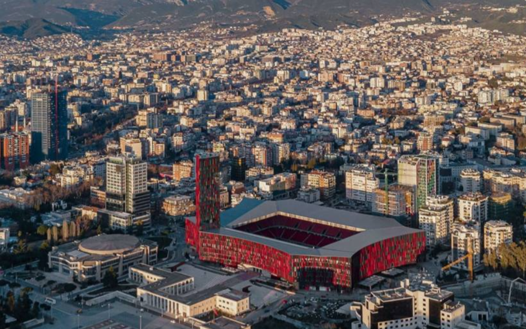 Qeveria Rama nxjerr Shqipërinë me qira dhe në shitje – Tokë publike dhuratë për ndërtuesit