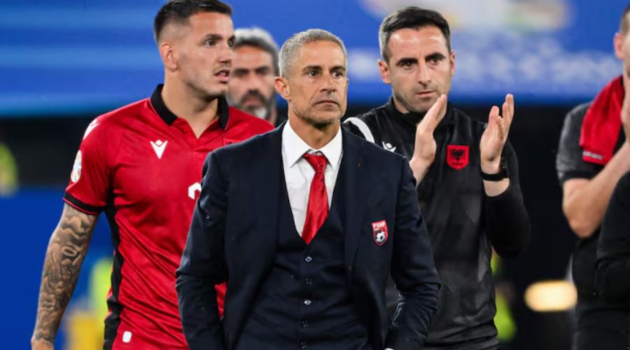 A do ta rinovojë kontratën me kuqezinjtë? Sylvinho: Jam me pushime!