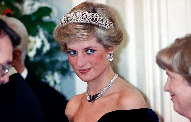 Letra anonime që mund të vërtetojë se vdekja e Princeshë Dianna s’ishte aksidentale