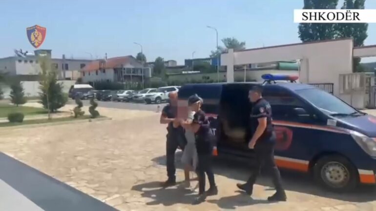 Italia e kërkonte për trafik droge dhe prostitucion, kapet në plazhin e Velipojës për ekstradim