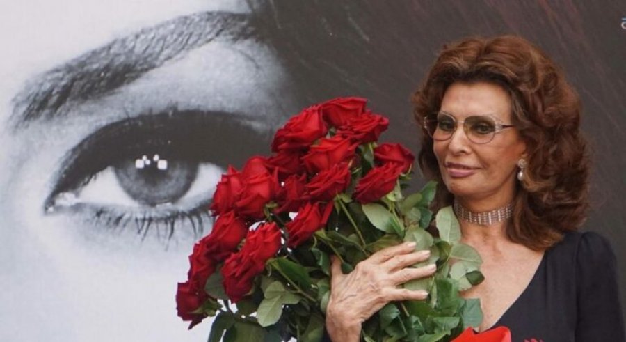 Sofia Loren feston ditëlindjen, sa vjeç mbush diva e kinemasë botërore