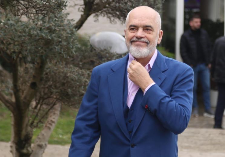 Operohet Edi Rama, nga çfarë vuan kryeministri?