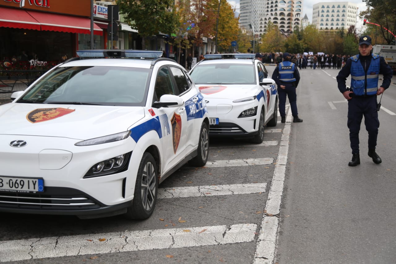 29-vjeçari kërcënoi se do vriste babanë në Shkodër, ndërhyn policia