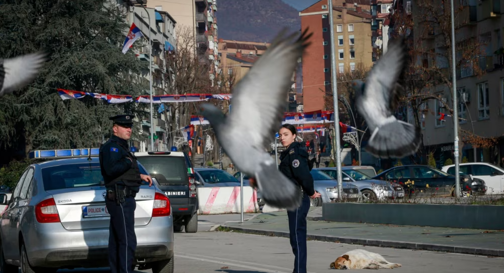 Analiza: Kush janë aktorët e huaj që duan ta minojnë demokracinë e Kosovës?