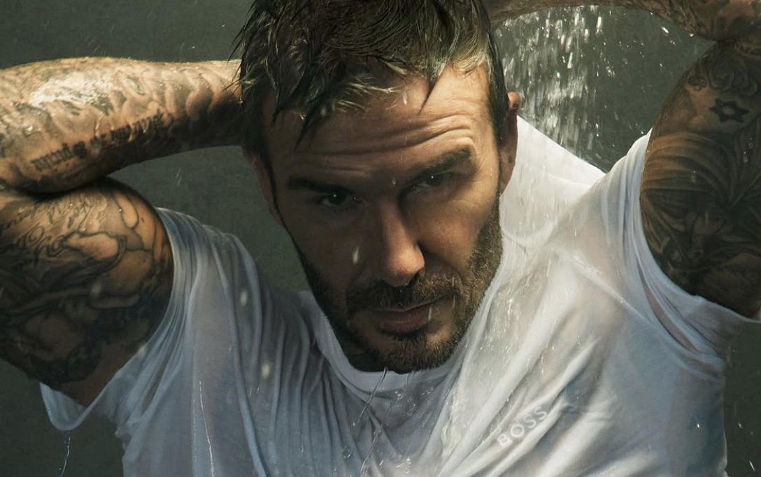 Beckham më provokues se kurrë! Hyn në dush me të brendshme dhe… i lë pak imagjinatës