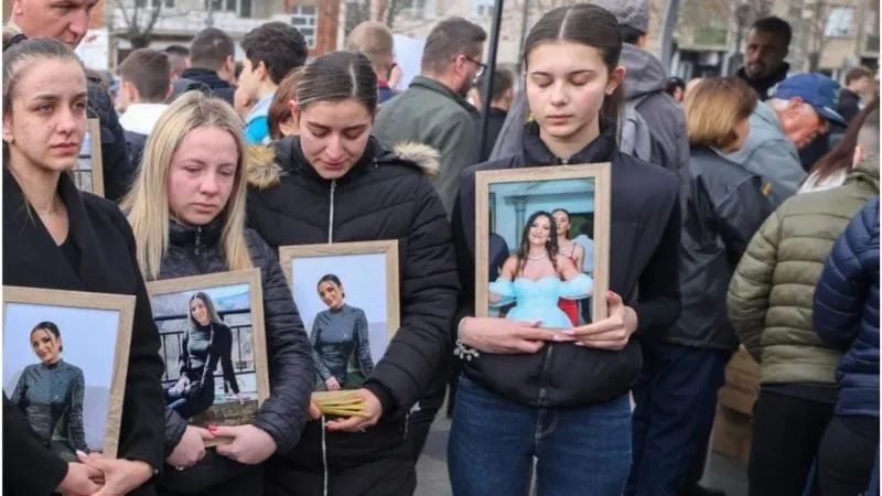 Tragjedia në Koçan/ Identifikohen të gjitha viktimat, qytetarët vazhdojnë protestat