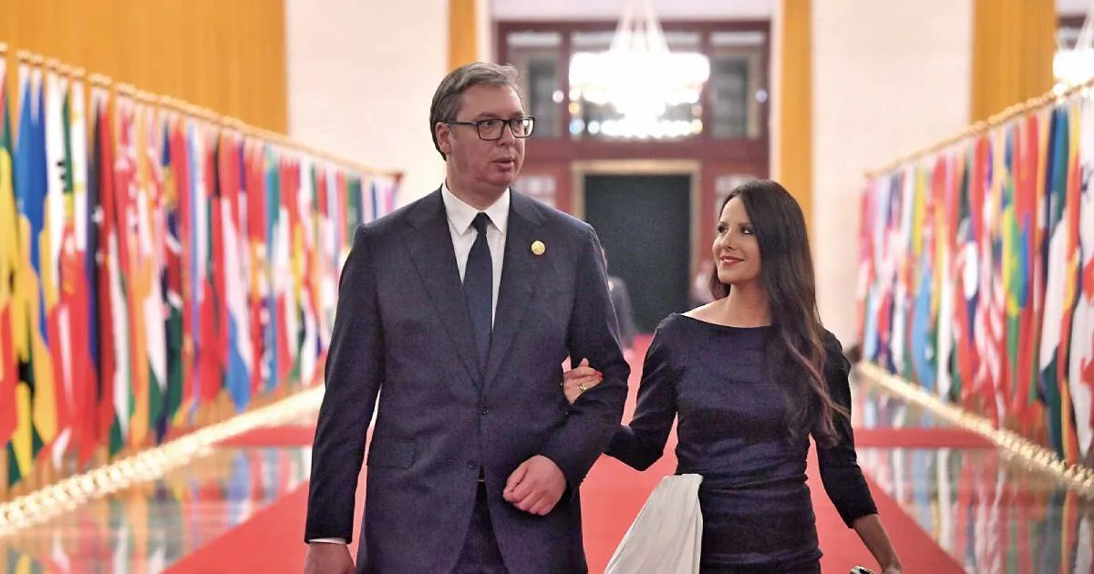 Skandal i madh/ Vuçiç kishte dërguar gruan në Kenia për të penguar njohjen e Kosovës
