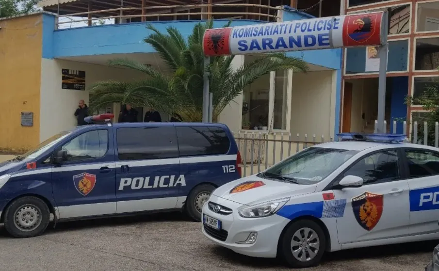 Ngjarje e rëndë në Sarandë/ Burri i ngul thikën bashkëshortes