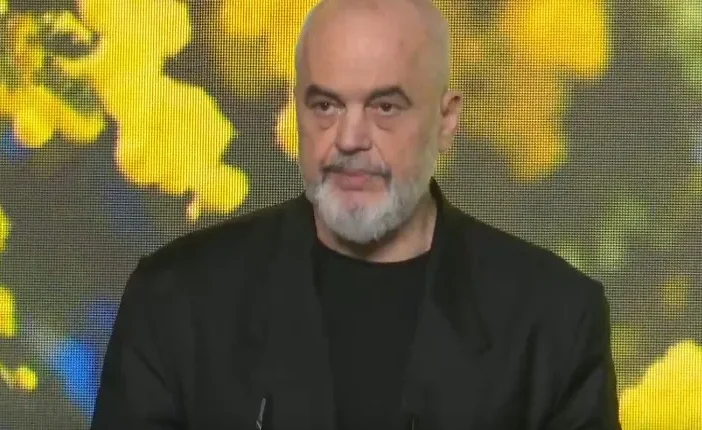 Rama: Ambicia jonë të çojmë pagën mesatare të mësuesve përtej 1 mijë eurove