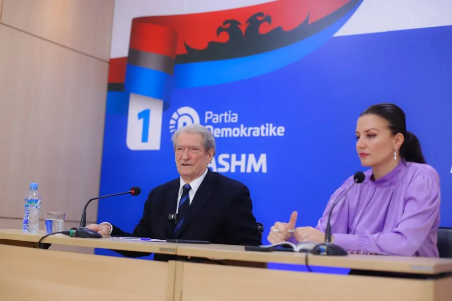 Berisha prezanton planin për uljen e çmimeve të banesave