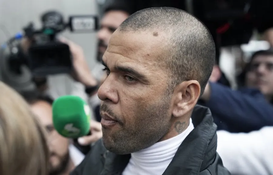 Akuzat për përd*unim, jepet vendimi për Dani Alves