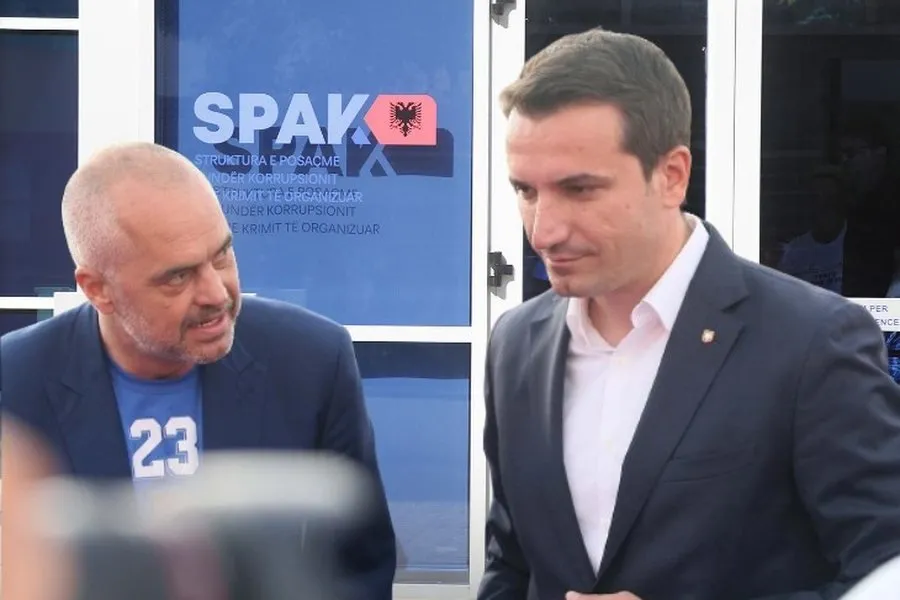 “De facto” kryebashkiak i Tiranës? Rama tregon a ia mori Bashkinë Erion Veliajt