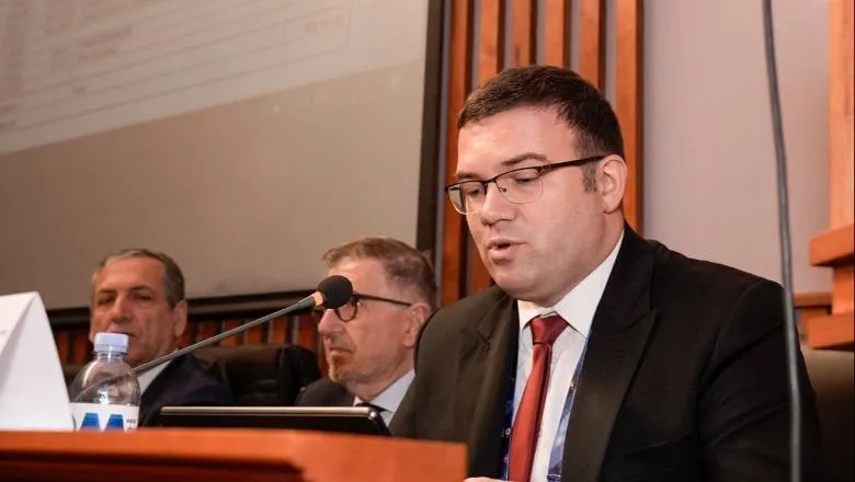 Historike! Astrit Hasani zgjidhet president i Federatës Evropiane të Peshëngritjes