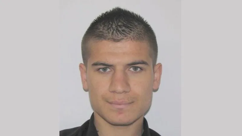 Plas në Elbasan! Bandat rrahin shoferin që refuzon të mbështesë Sara Milen