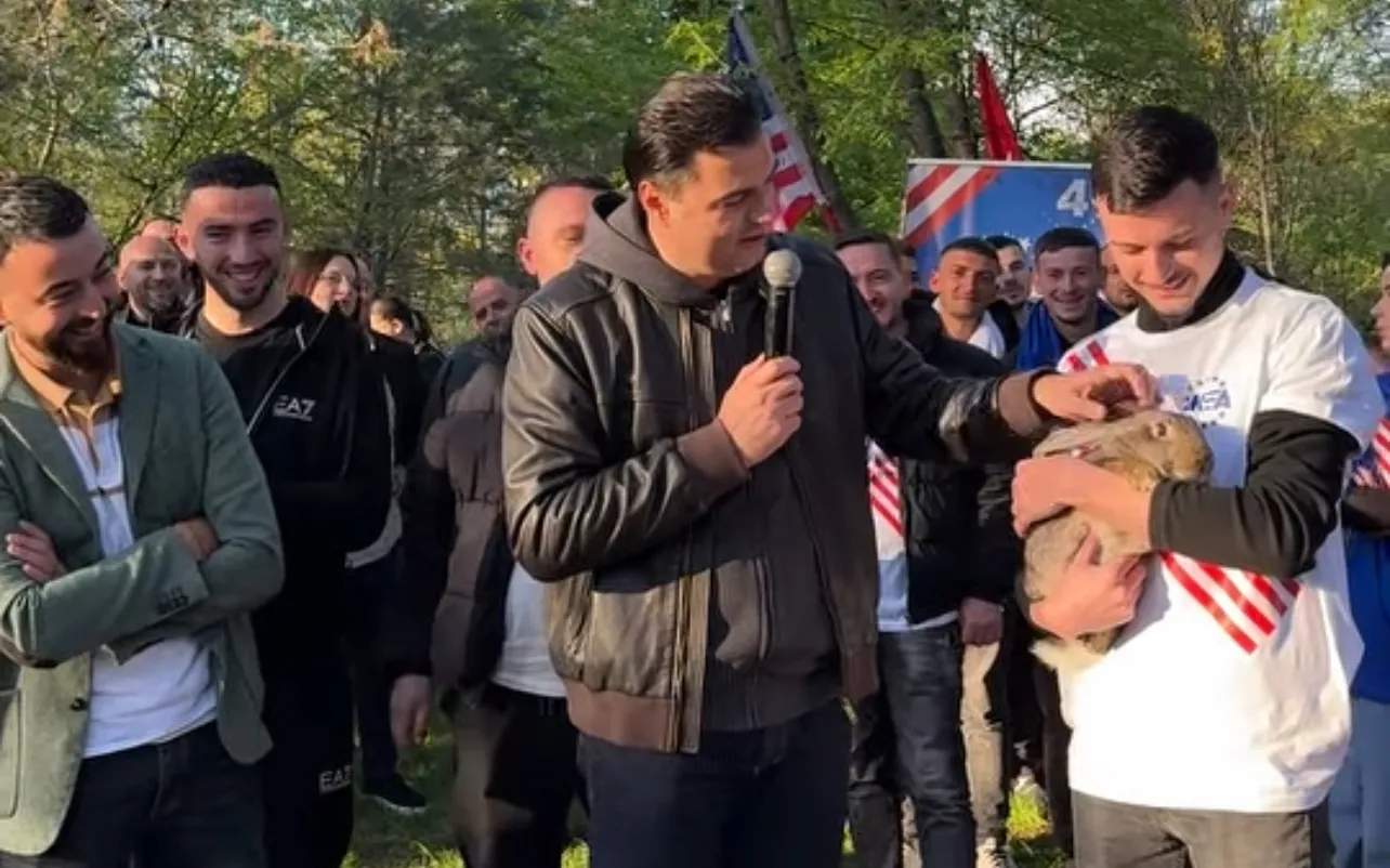 (VIDEO) Basha tmerron “luanin e Kryeministrisë”: Ku i ke shokët?! 