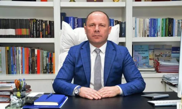 Plas edhe në Dibër, Xhelal Mziu dhe nipi i tij dhunojnë një person