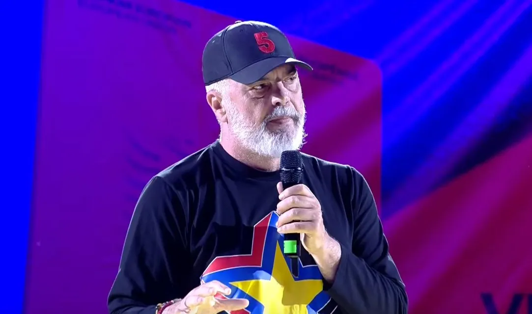 Rama shthur gojën: I mbushim sallat më shumë se ata me kashtën dhe k*qet e tyre