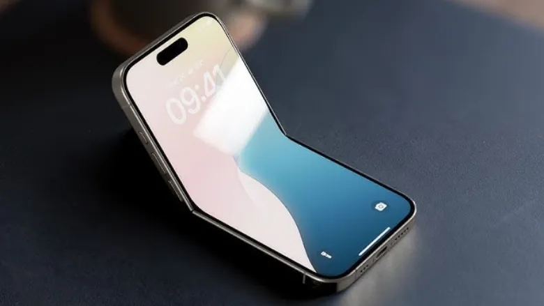 Apple bën gati iPhone-n e palosshëm/ Kur do të hidhet në treg dhe sa do të kushtojë