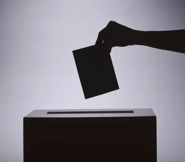 Parti politike “fantazmë”, dështon auditimi për shumicën, nuk kanë adresa të sakta
