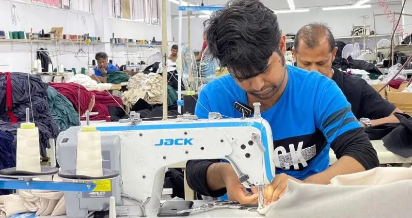 Shqiptarët në emigrim, qeveria në negociata për të marrë punëtorë nga Filipinet dhe Indonezia