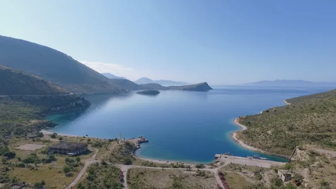 Shqipëria – 1 euro/ Qeveria i fal përfundimisht bregdetin investitorëve strategjikë (vendimi)