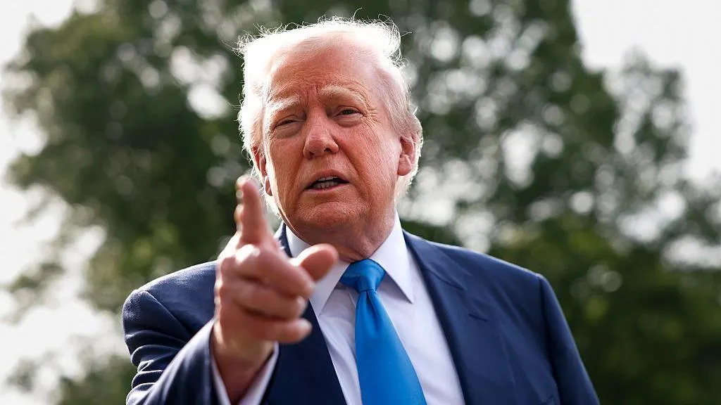 Trump: Ka shumë urrejtje mes Putinit dhe Zelenskyt, s’është e mundur