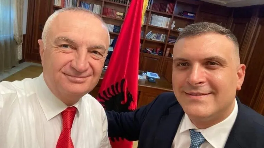 Tedi Blushi do t’ia dhurojë mandatin Ilir Metës?