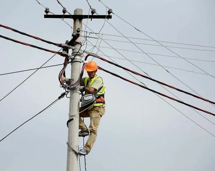 FOTO/ Ky është elektriçisti që humbi jetën sot në Mirditë