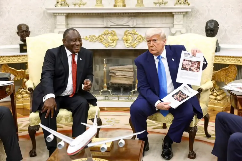 Tjetër “sherr” në Shtëpinë e Bardhë/ Trump përplaset me presidentin e Afrikës së Jugut