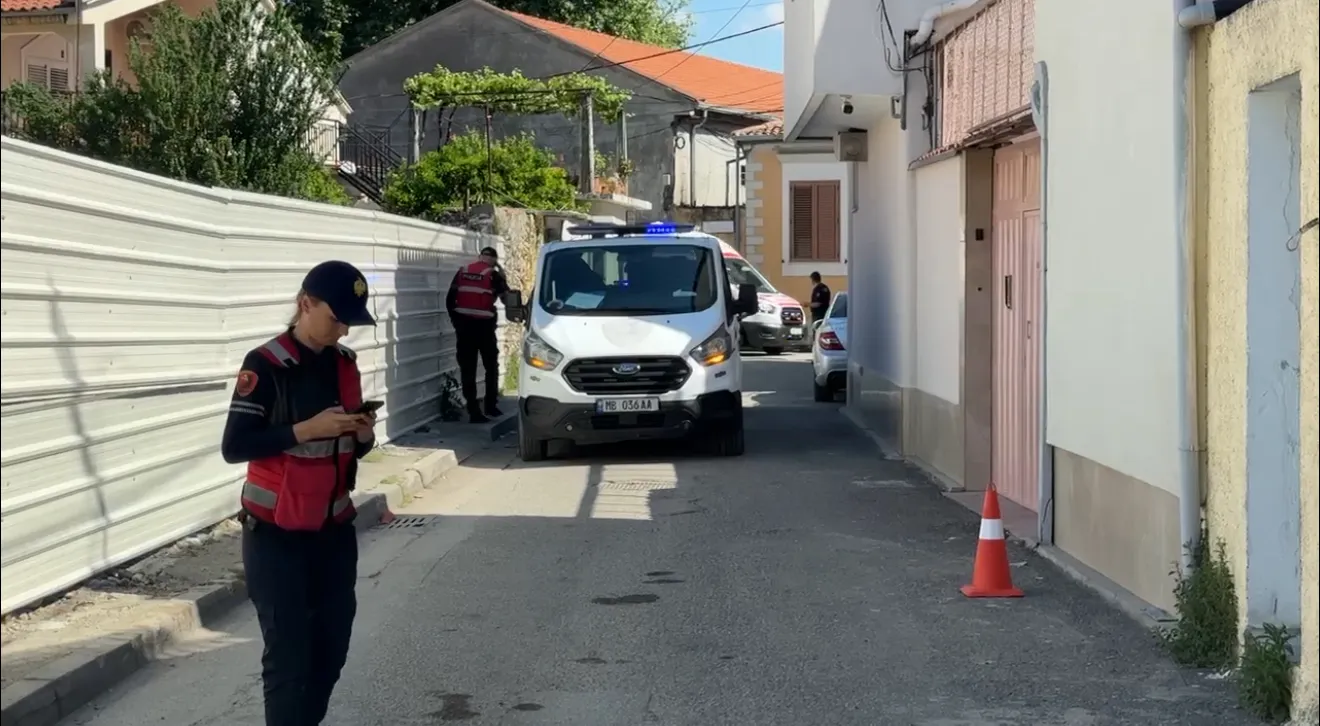 Pa rroba dhe i larë në gjak, dalin pamjet e amerikanit pak pasi vrau gruan në Gjuhadol të Shkodrës