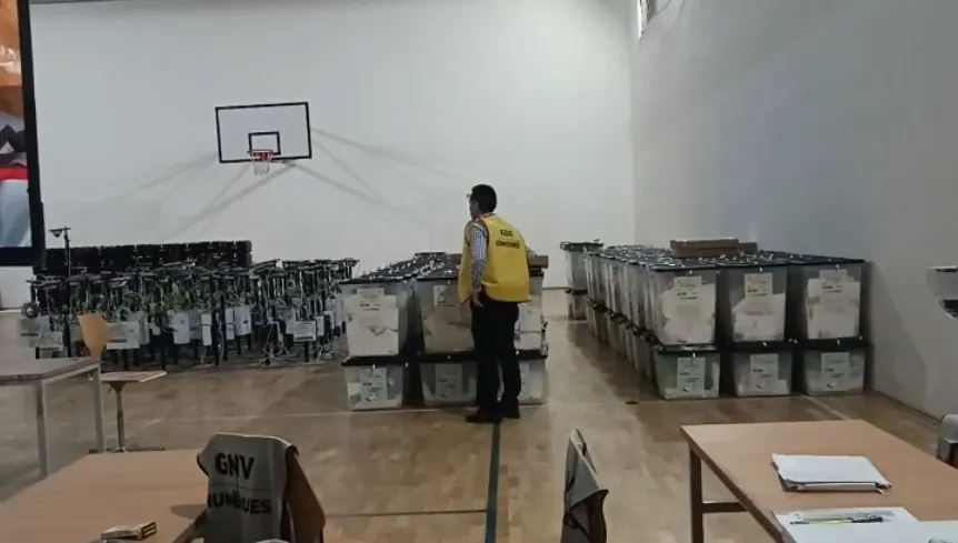 Klasifikohet e parregullt një kuti në Kamëz. Çfarë ndodhi gjatë transportit për në KZAZ