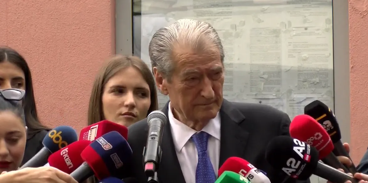 Sali Berisha shkon në SPAK: Ja mesazhi që i lashë Altin Dumanit