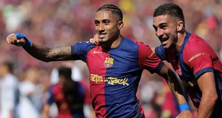 Barcelona i afrohet titullit, mposht Real Madridin në një ndeshje emocionuese
