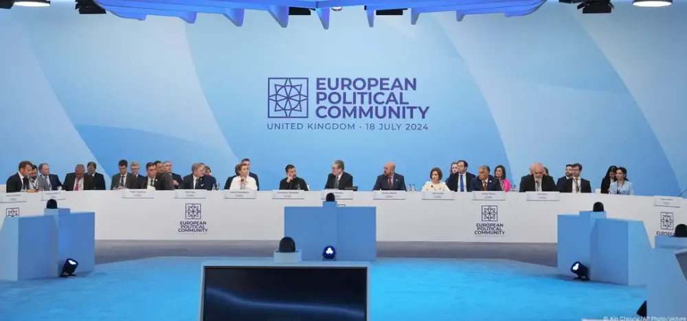 Tirana pret sot Samitin e Komunitetit Politik Evropian, rreth 50 liderë nga mbarë Evropa do të mblidhen vendin tonë