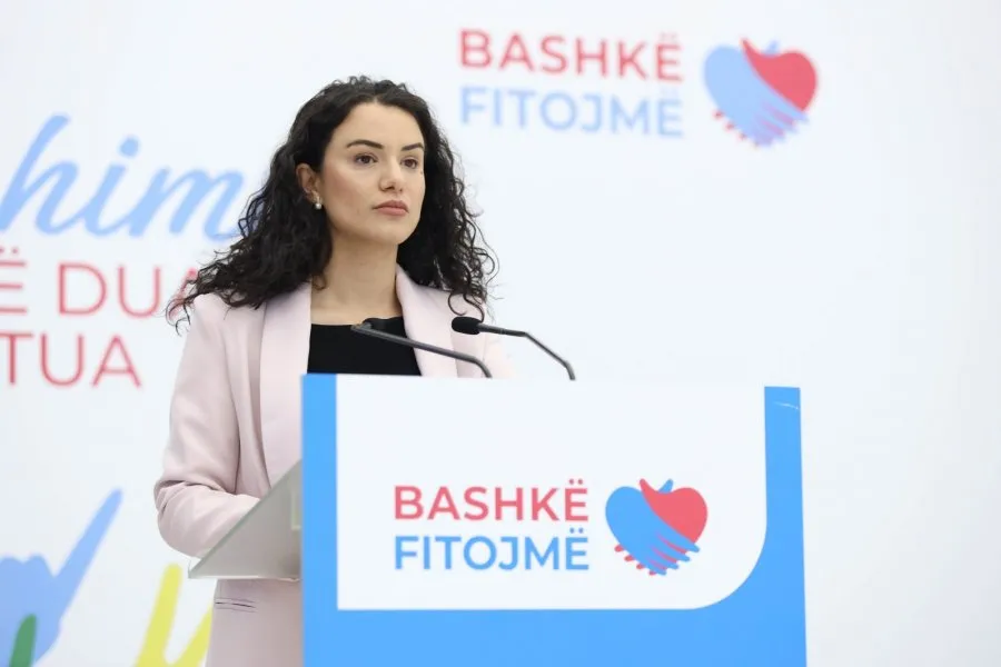 “Patronazhistët na ndjekin me makina”- Kandidatja e PD-së në Durrës: Ky kontroll, i frikshëm për qytetarët! Duan t’i intimidojnë