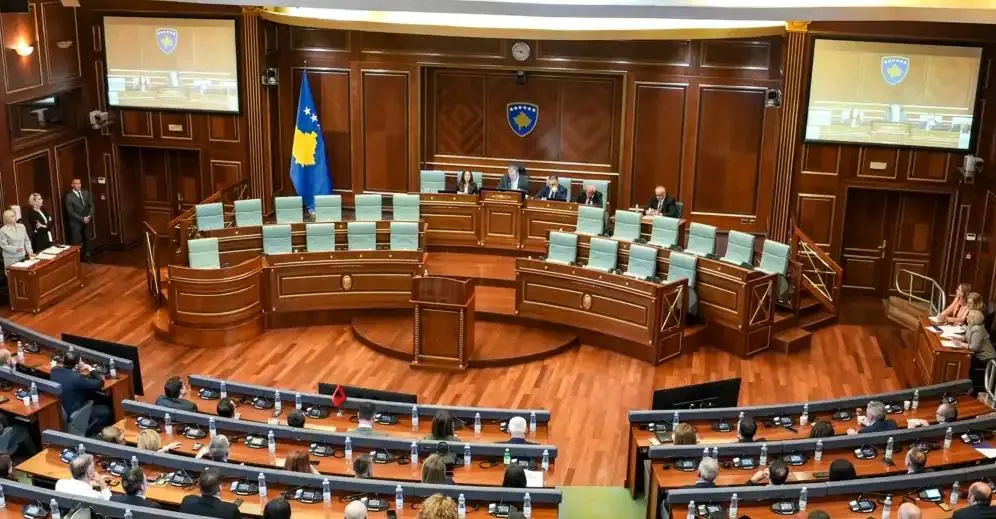 Ngërçi për zgjedhjen e kryeparlamentarit, deputetët e Kosovës mblidhen për të 11-ën herë për konstituimin e Kuvendit!