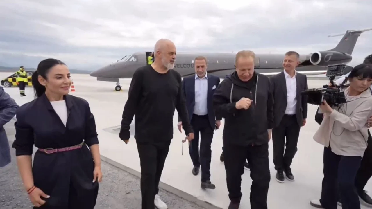 Mjafton të mburret kryeministri! Behgjet Pacolli nuk e fsheh dot servilizmin ndaj Ramës