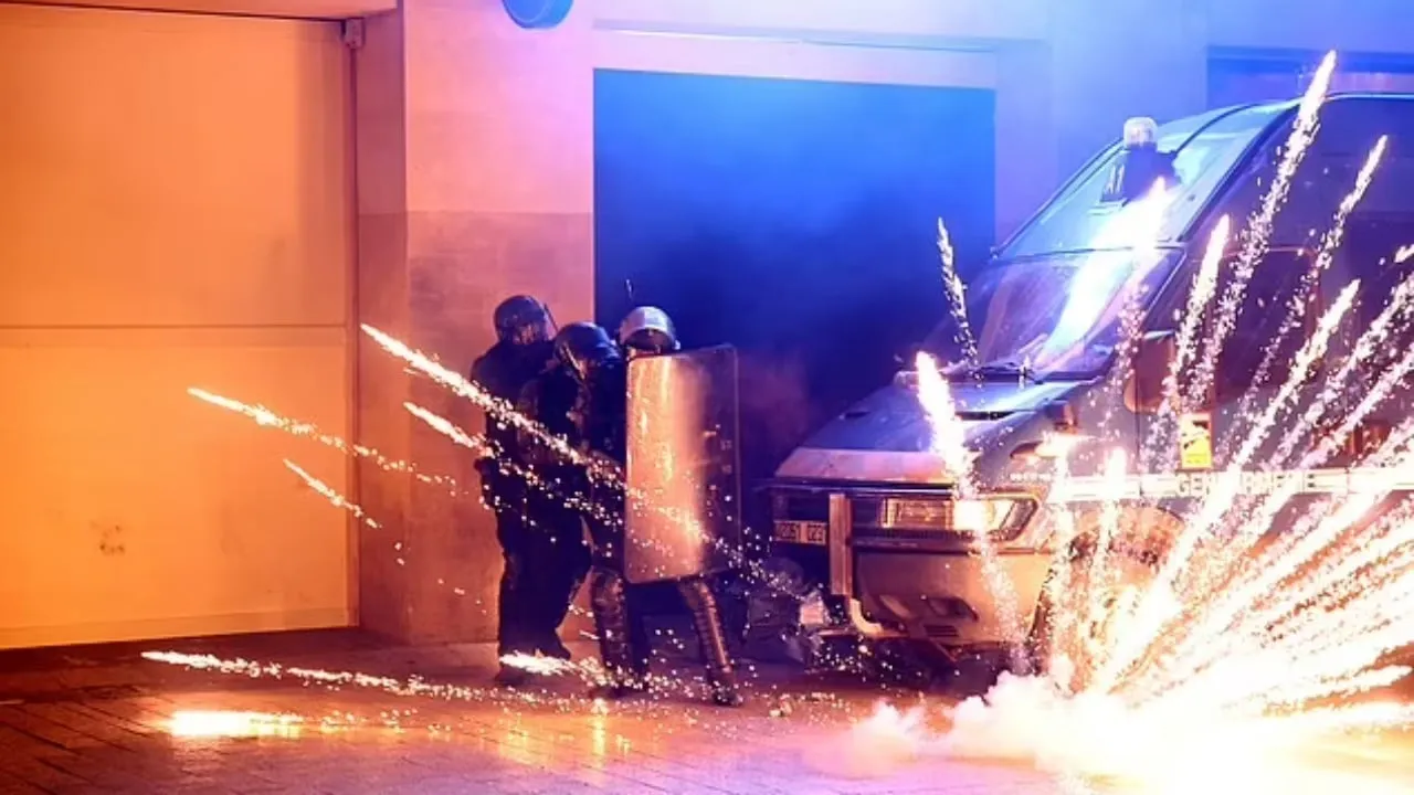 Kaos në Paris pas fitores, vritet një tifoz 17-vjeçar