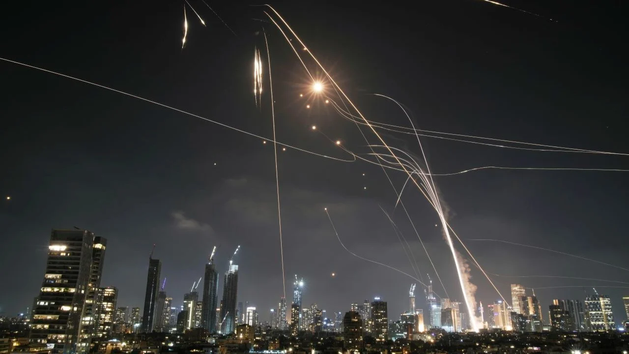 Irani paralajmëron: Kemi 2.000 raketa gati për Europën!