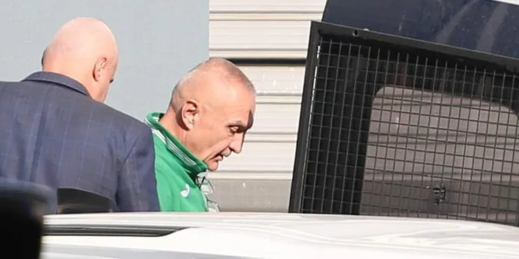 Ilir Meta sulmon SPAK: “Lajme të rreme të sponsorizuar nga Rama dhe Dumani”